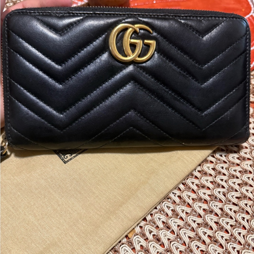 Gucci Black Quilted Leather Wallet with Gold Logo